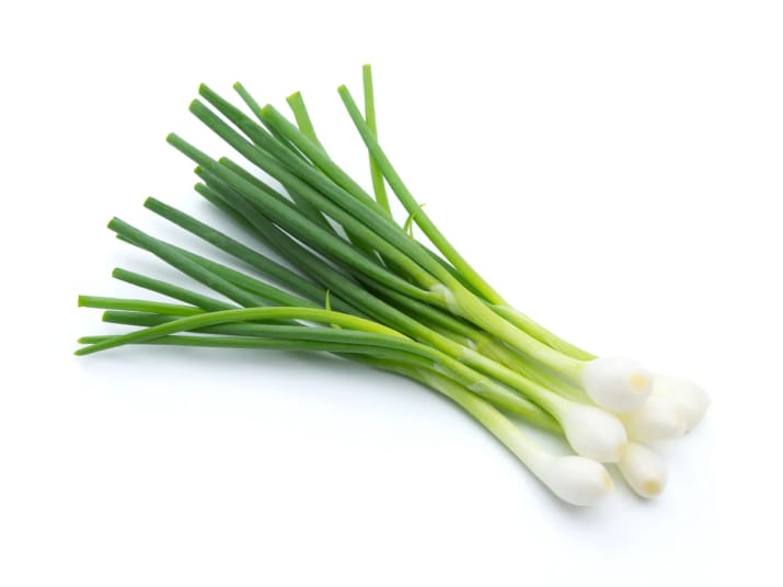 1_1 - 1 Spring Onions 1 bunch - Image 1