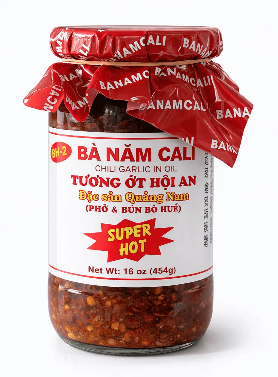 17 Chili Garlic in Oil Super Hot 16 oz - Image 1