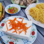 Lẩu gà nấu nấm - Image 3