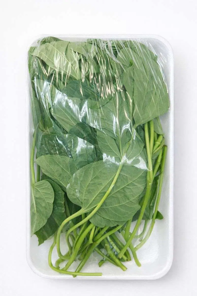 6 1 Pack Fresh Wild Betel Leaf (0.2 - 0.3 lb) - Image 1